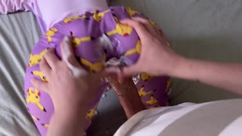 Mia Foster's Seductive Stepbrother Encounter: Ass Rubbing and Cumshot