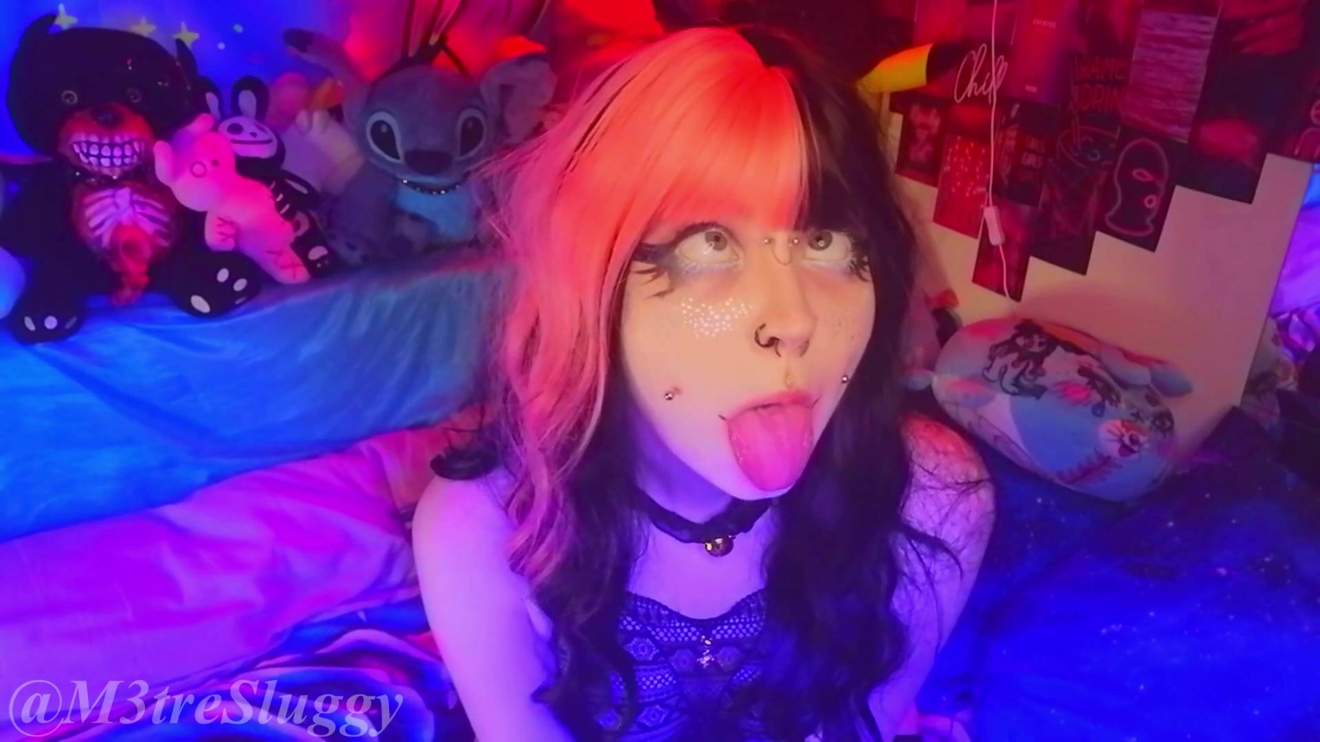 My Neior came back to Fuck Me+squirt in my Pussy - M3treSluggy