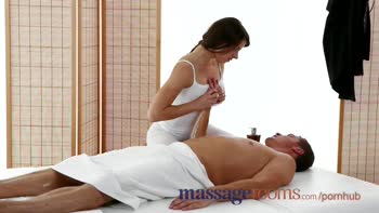 Mona Lee's Sensual Massage Delight: Busty Czech Masseuse Sucks & Fucks