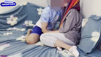 Dornairani's Persian Seduction: A ous Hijab MILF Role Play