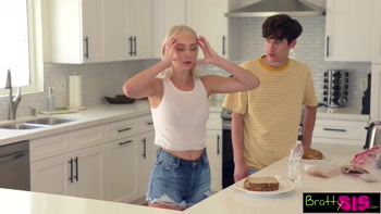 Angry Stepsis Braylin Bailey Eats Stepbro's Cock Like Its The Last Dick On Earth