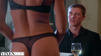 VIXEN Stunning Alexis has passionate first date with Oliver