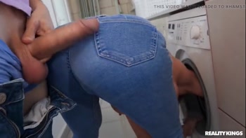 Getting Stepmom Wet Reality Kings