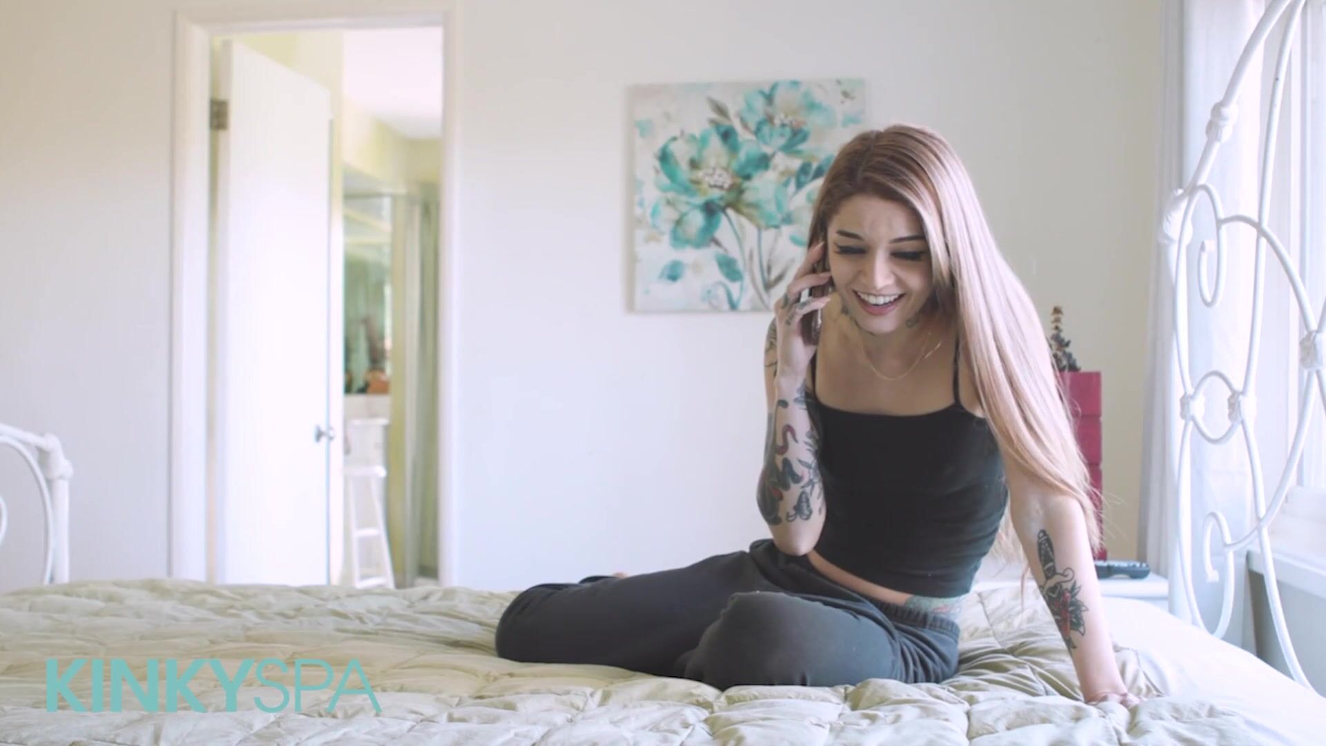KINKY SPA - Stunning Vanessa Vega Gets the Full Package Massage from her Handsome Masseur