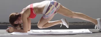 Michaela Isizzu's Backyard Bliss: Solo Czech Exercise Delights