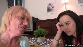 Blonde Mom and Teen (18+) Discover Mutual Pleasure