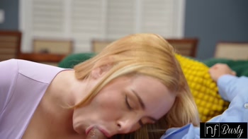 Zoey Uso's Sizzling Seduction: A Deep Clean for Leo Valentino's Cock