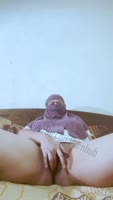 HijabGirl's Sultry 60FPS Solo Delight: Muslim Arab Squirting Beauty