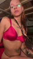 Sexylatina_xo's Sultry Solo Session: Hot Latina Smokes Og Kush