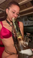 Sexylatina_xo's Sultry Solo Session: Hot Latina Smokes Og Kush