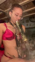 Sexylatina_xo's Sultry Solo Session: Hot Latina Smokes Og Kush